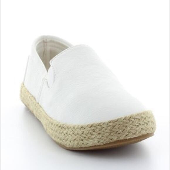 Seven white leather espadrille comfort shoes size 9 - Picture 1 of 6